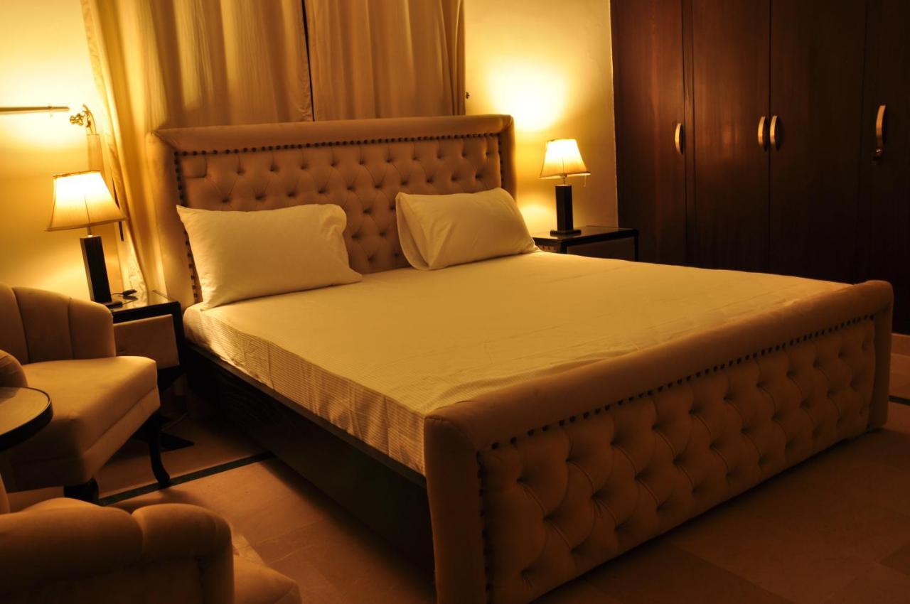 Reina Boutique Hotel - G6/3 Islamabad Luaran gambar