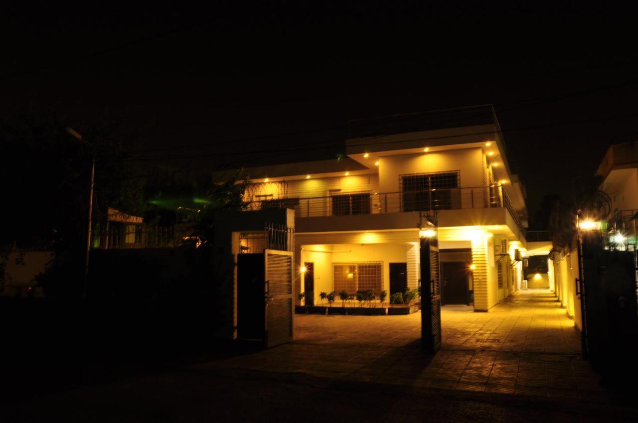 Reina Boutique Hotel - G6/3 Islamabad Luaran gambar